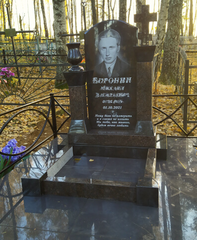 Памятники на могилу в Минске