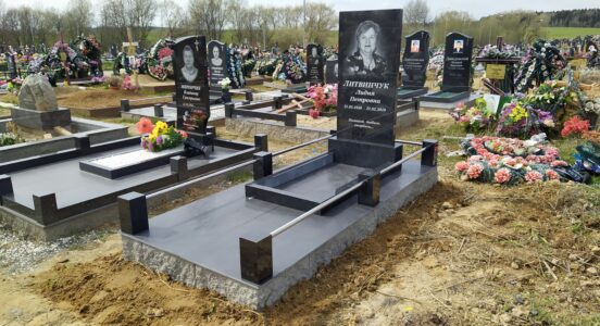 Благоустройство могил, Вертикальные памятники. Артикул: 4491. Благоустройство могил, Вертикальные памятники. Артикул: 4491.